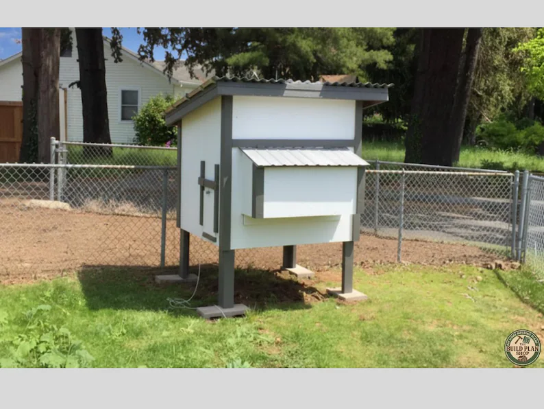 4x4 Chicken Coop Plans - Perfect for 4–6 chickens 2 4x4 Chicken Coop Plans - Perfect for 4–6 chickens - Image 2